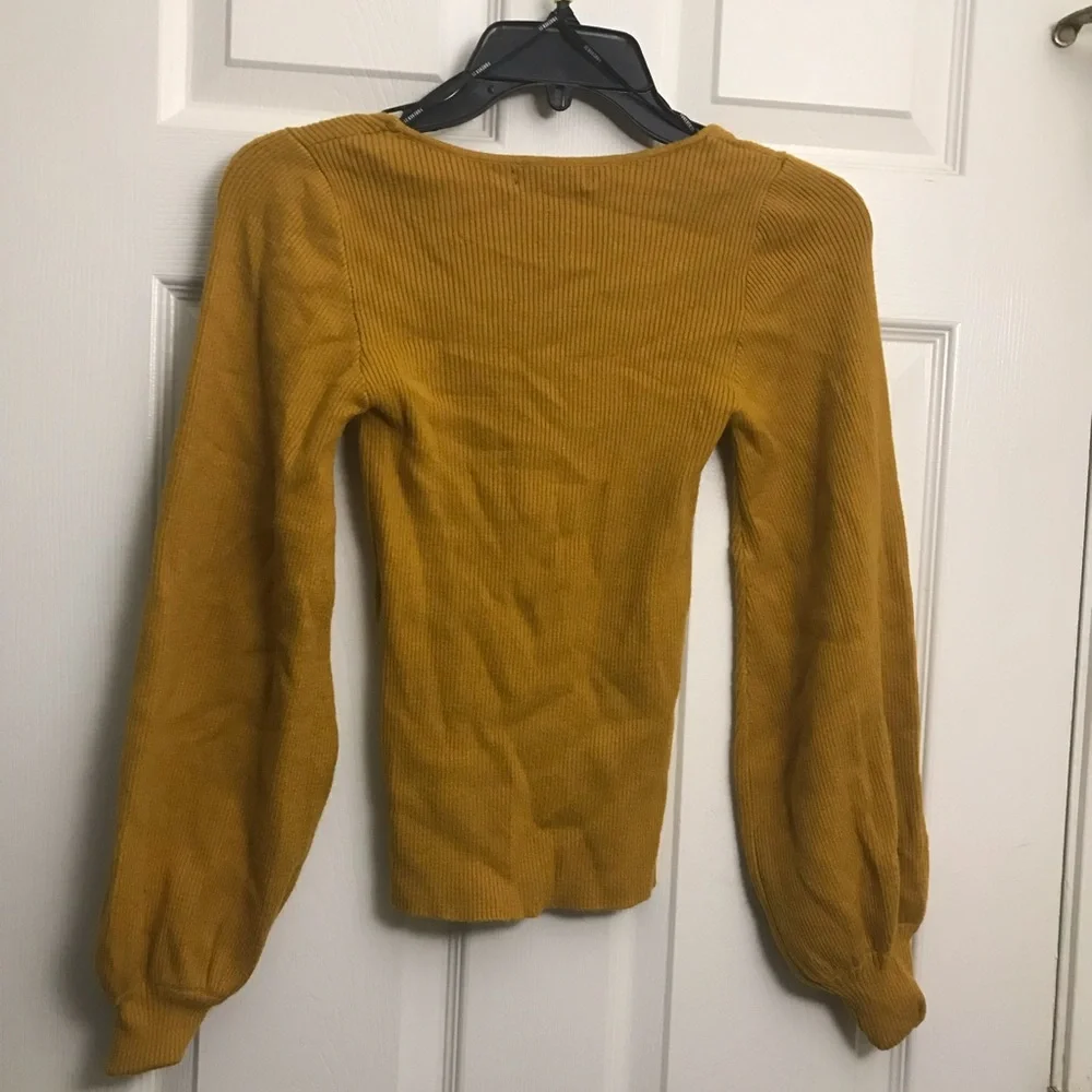 Sweater - Picture 2 of 2